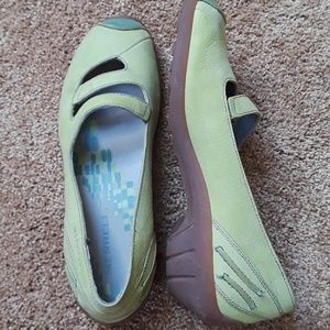 Size 9.5 Lime Leather Merrell Loafers